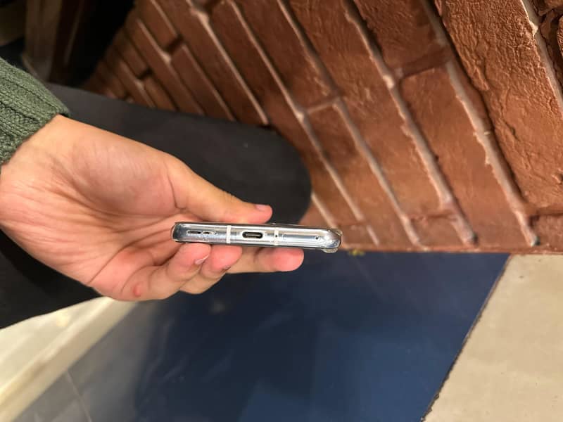 One Plus 9 Pro 4