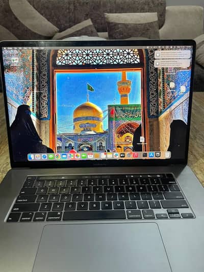 MacBook Pro 16 inch 2019 Core i7 16GB 512GB 4GB Graphic
