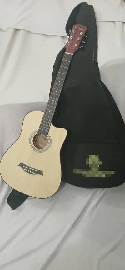 Xtreme brand guitar , Condition 10/10