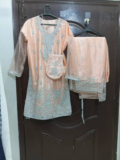 Farshi shalwar suit, lehenga