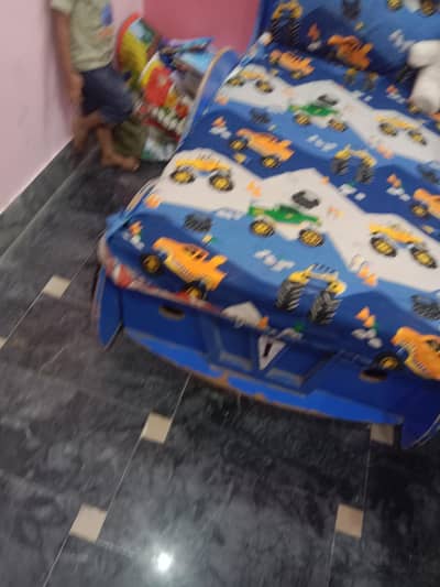 baba complete bad with mattras with cupbord