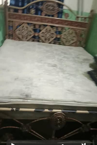 lohy ka bed he acha pora loha he