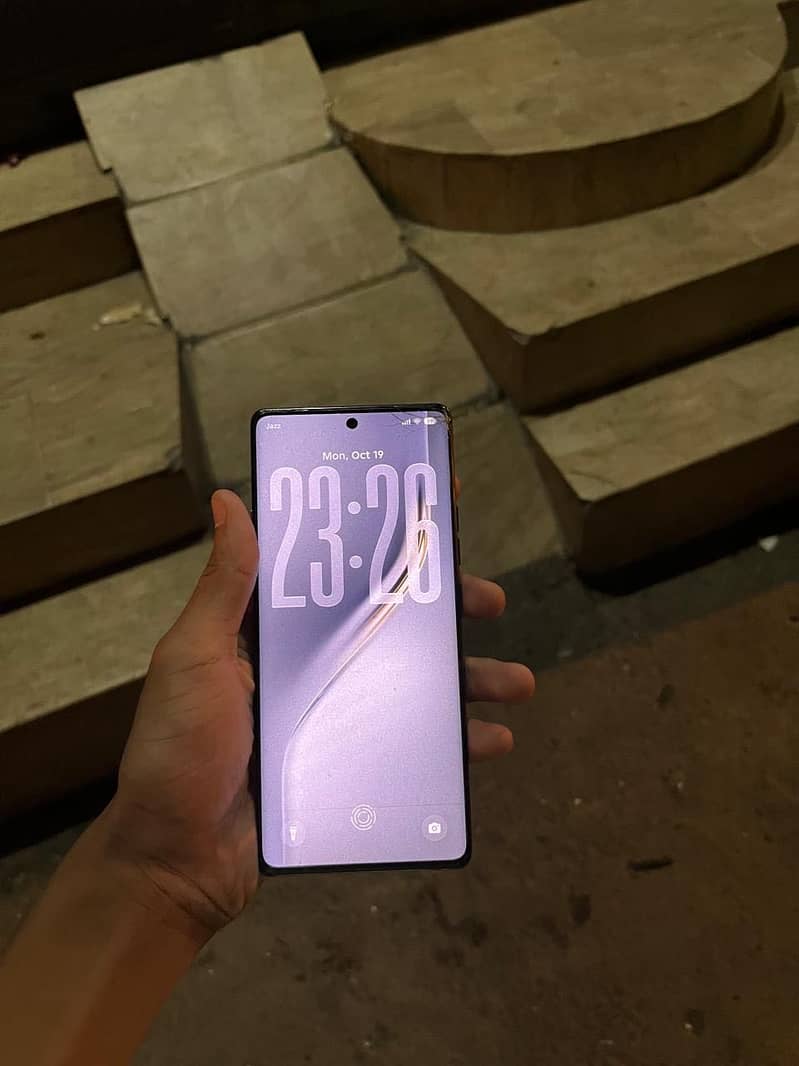 Tecno CAMON 40 Pro 7