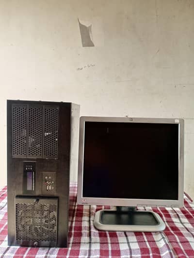 Intel Xeon PC with LCD Final Price Read Post