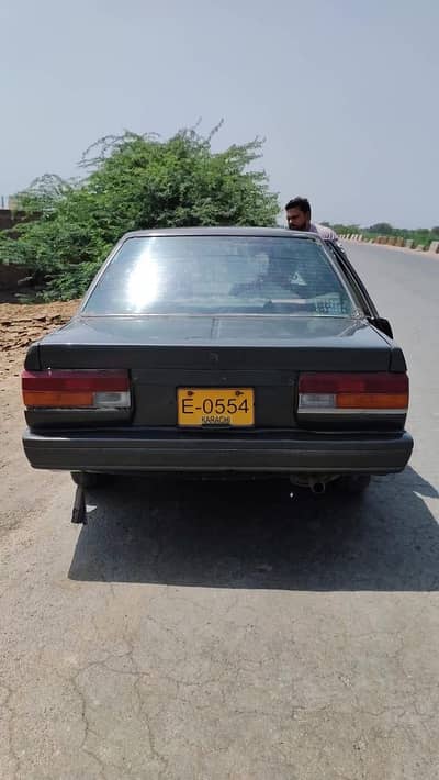Nissan Sunny 1987