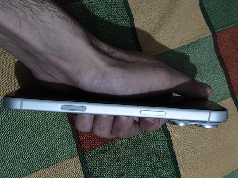 Apple iPhone 17 Pro Max 2