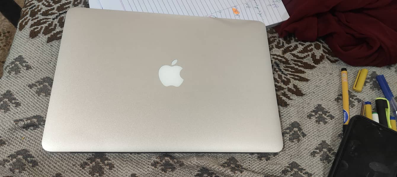 MACBOOK AIR 0