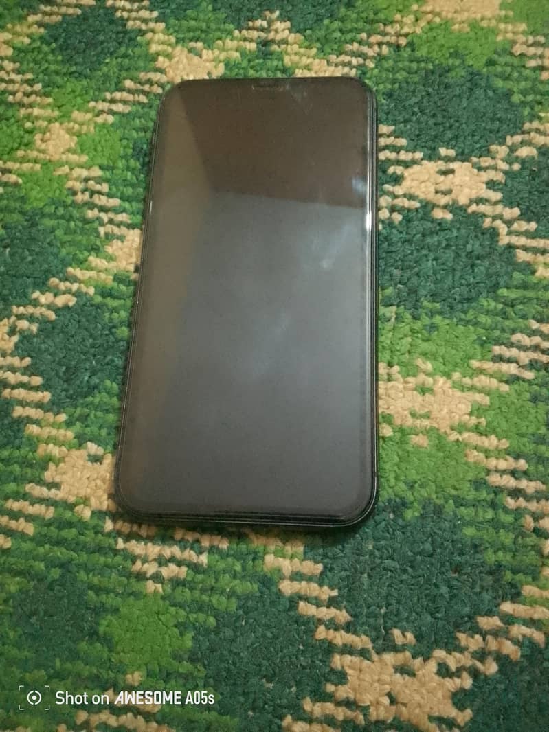 Apple iPhone 11 7