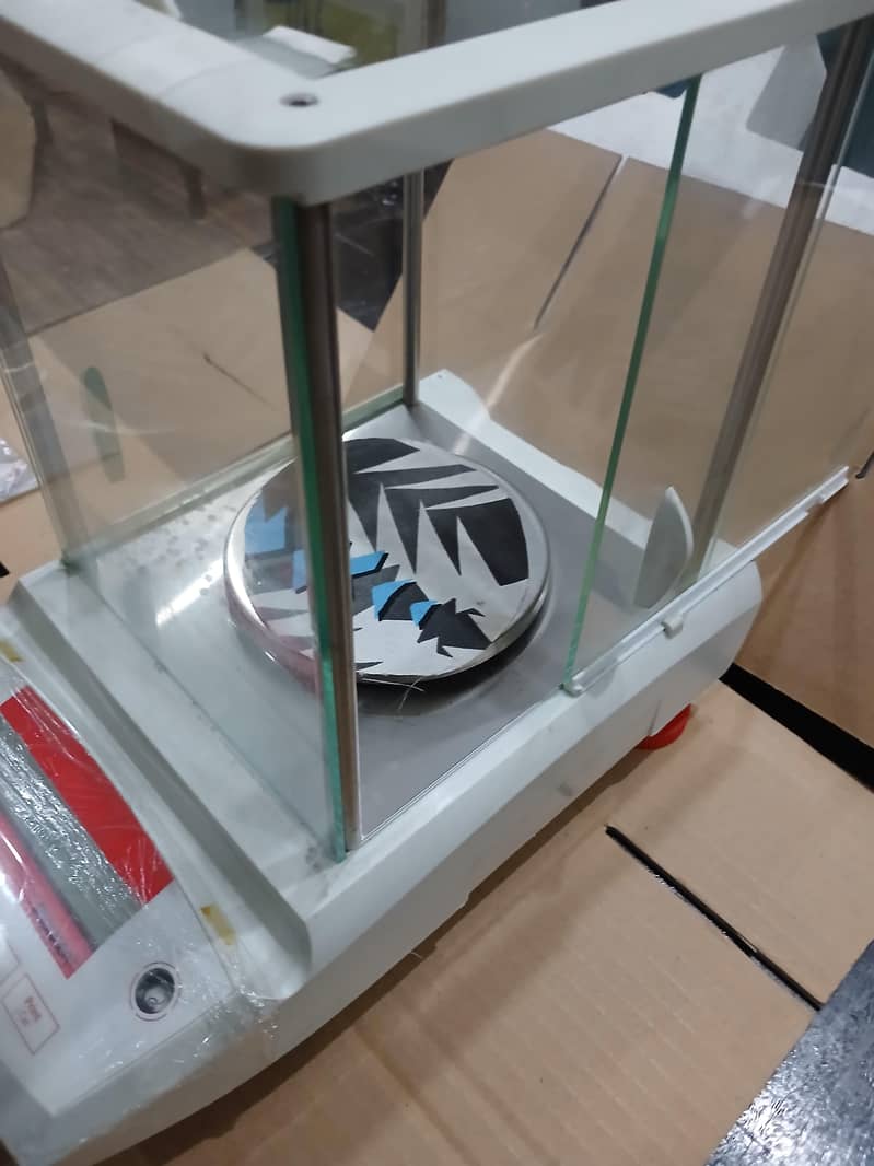 micro balancing scale 4