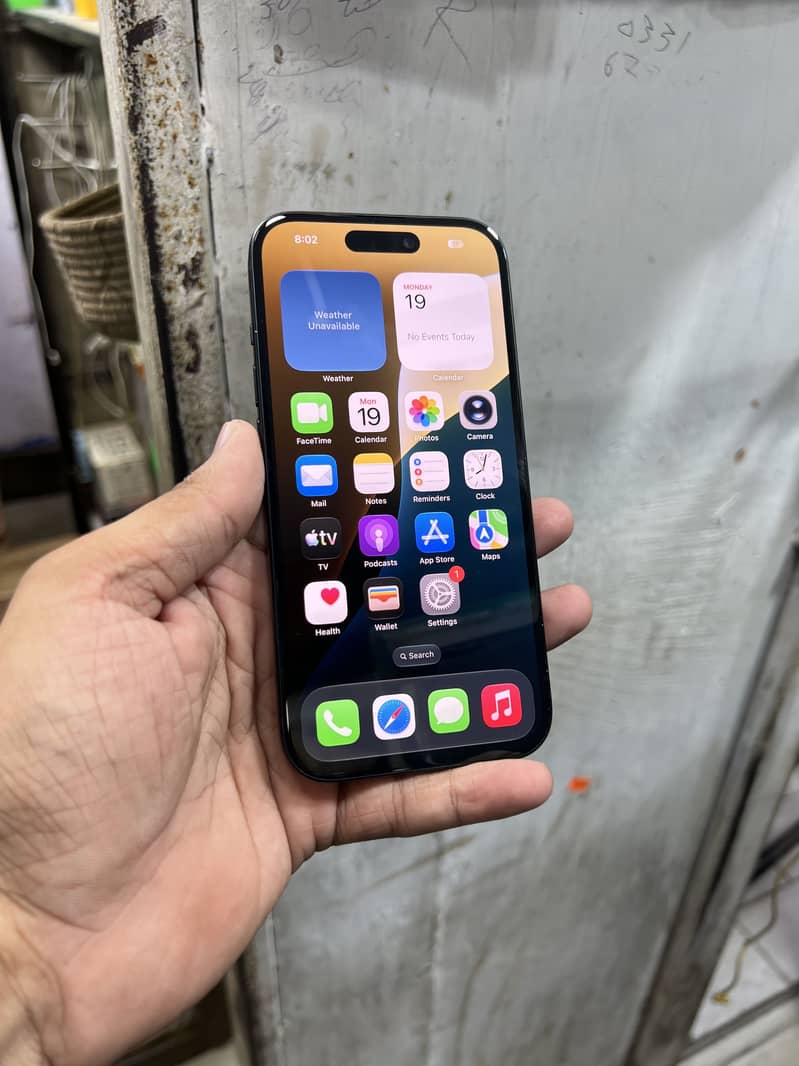 Apple iPhone 15 3