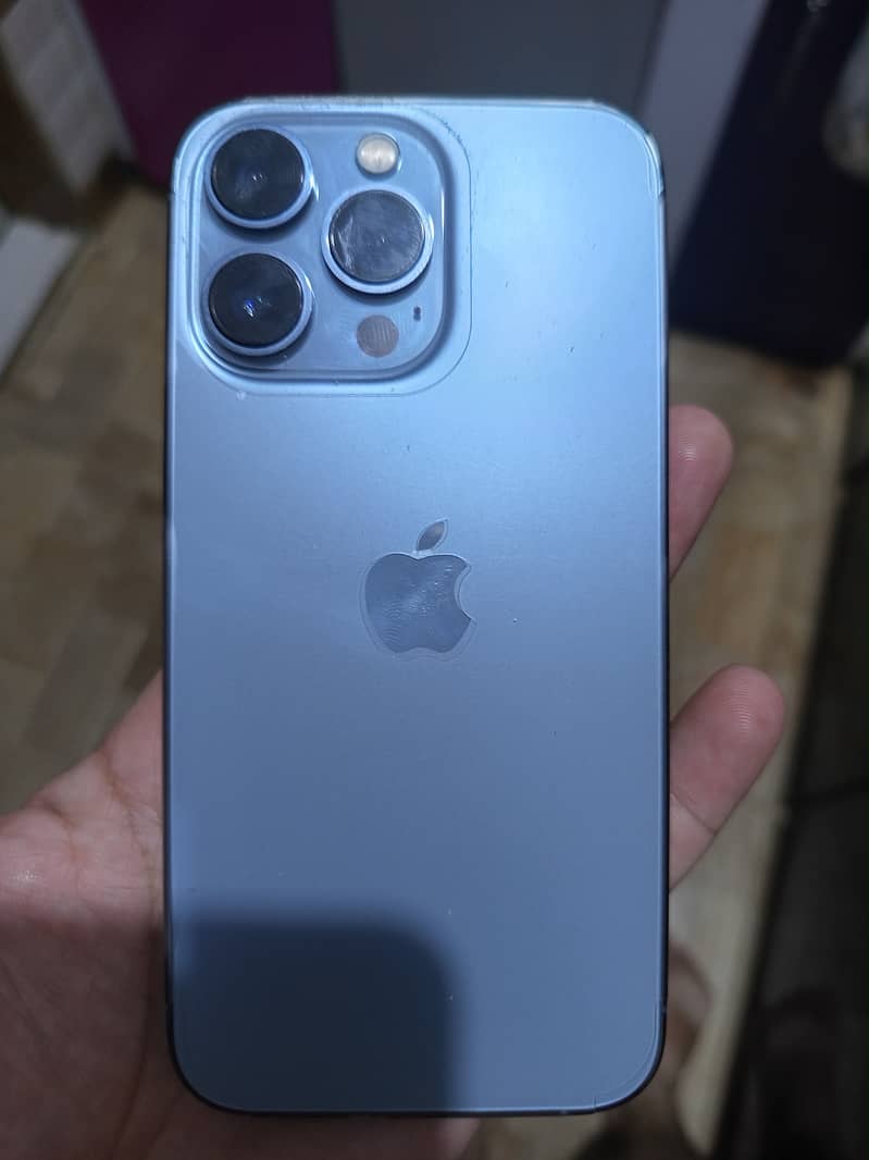 Apple iPhone 13 Pro 0