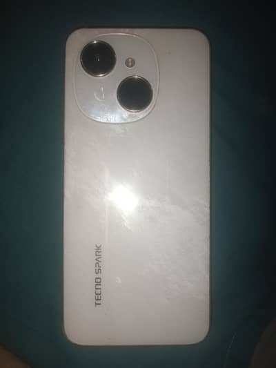 Tecno Spark Go 1