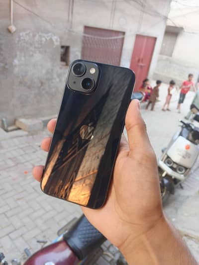 Apple iPhone 14