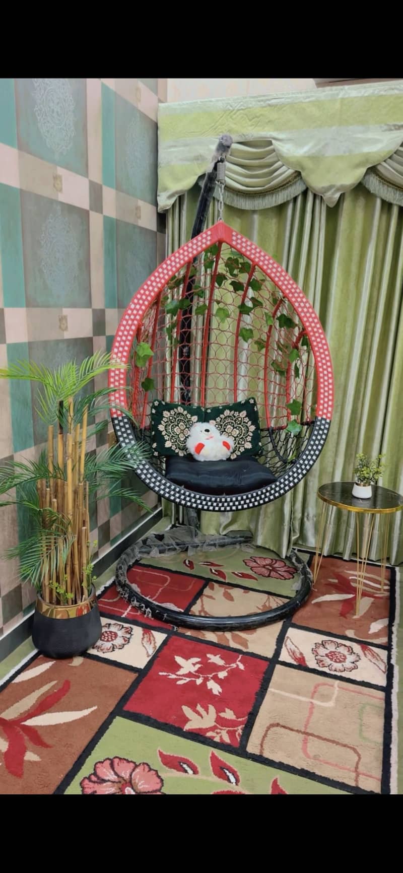 Egg shape swing 1