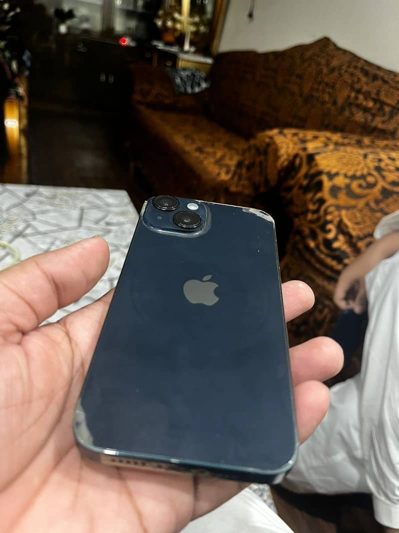 Apple iPhone 14 3