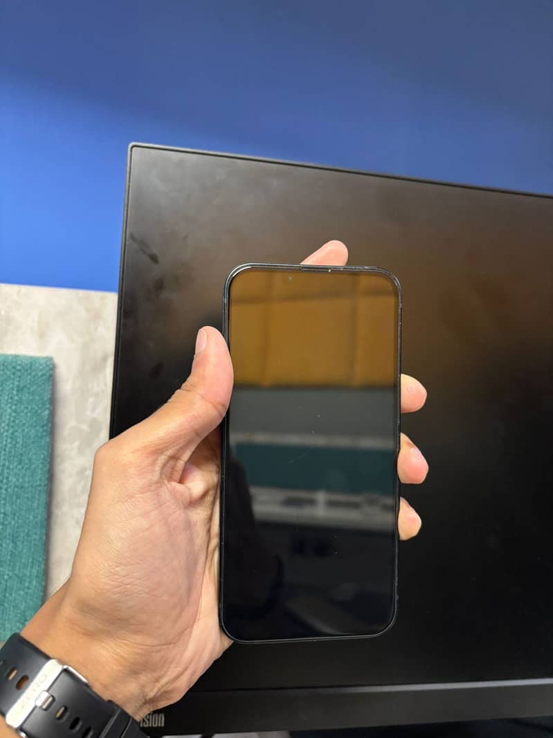 Apple iPhone 14 4