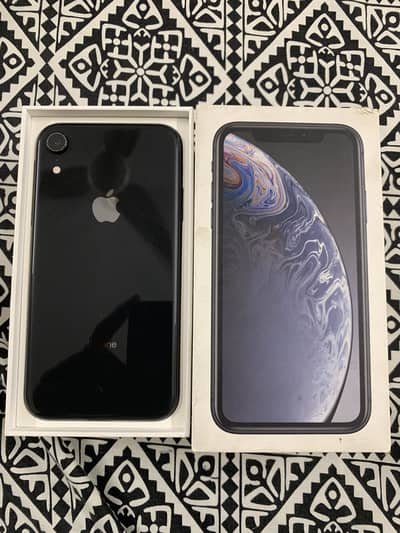 Apple iPhone XR