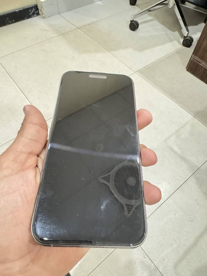 Apple iPhone 15 Pro Max 7