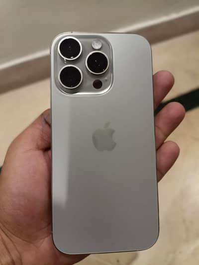 Apple iPhone 16 Pro