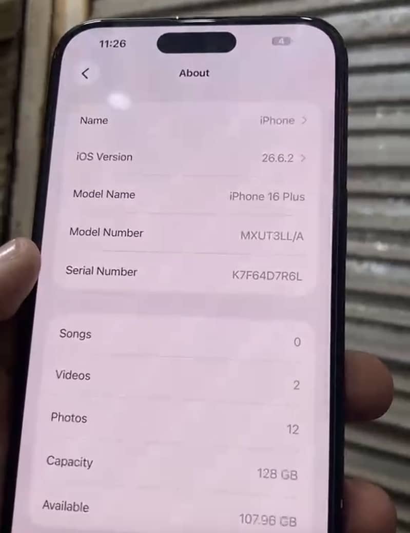 Apple iPhone 16 Plus 2