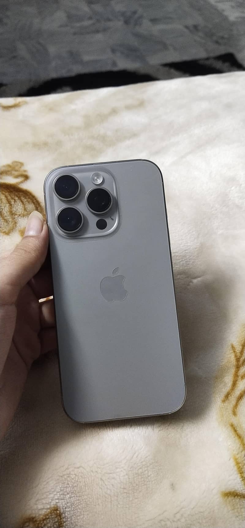 Apple iPhone 16 Pro 5