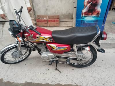 selling my Honda 125 very good condition