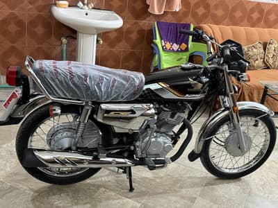 Honda 125 Special Edition 2026 Black