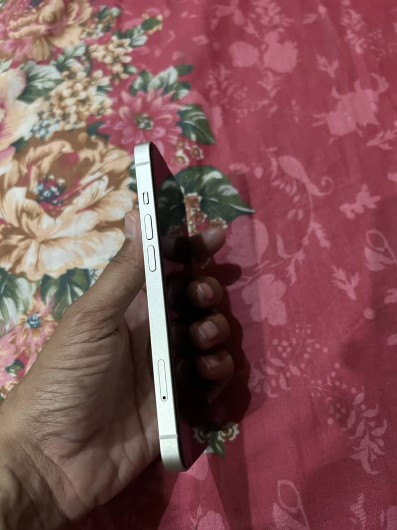 IPhone 14 5