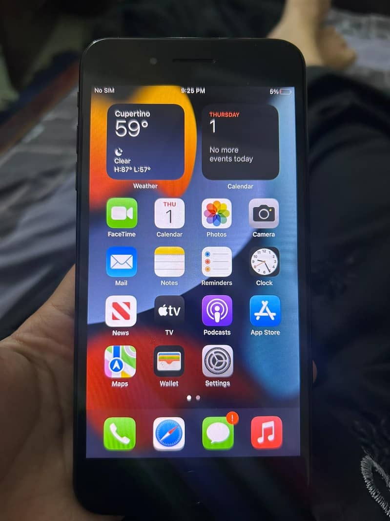 Apple iPhone 7 Plus 1
