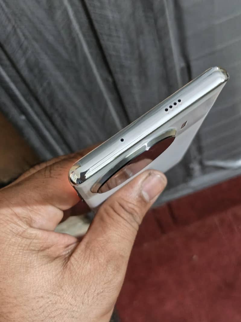 Tecno Spark 20 Pro Plus 3