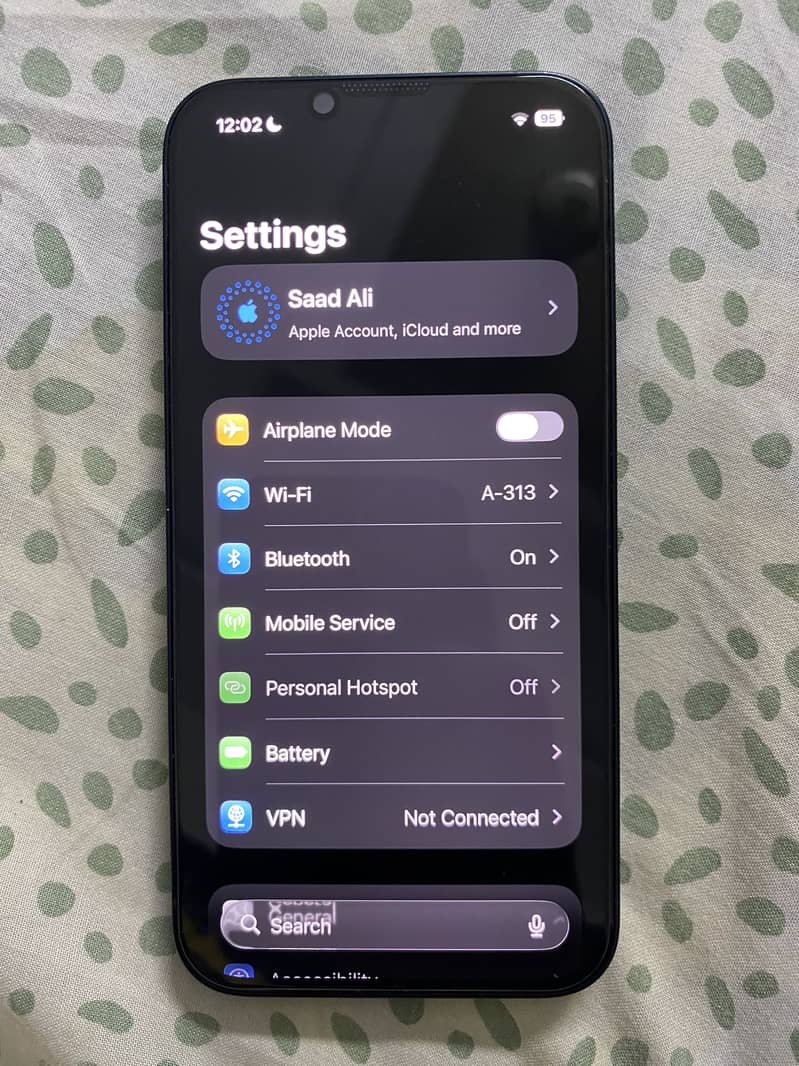 iPhone 14 3
