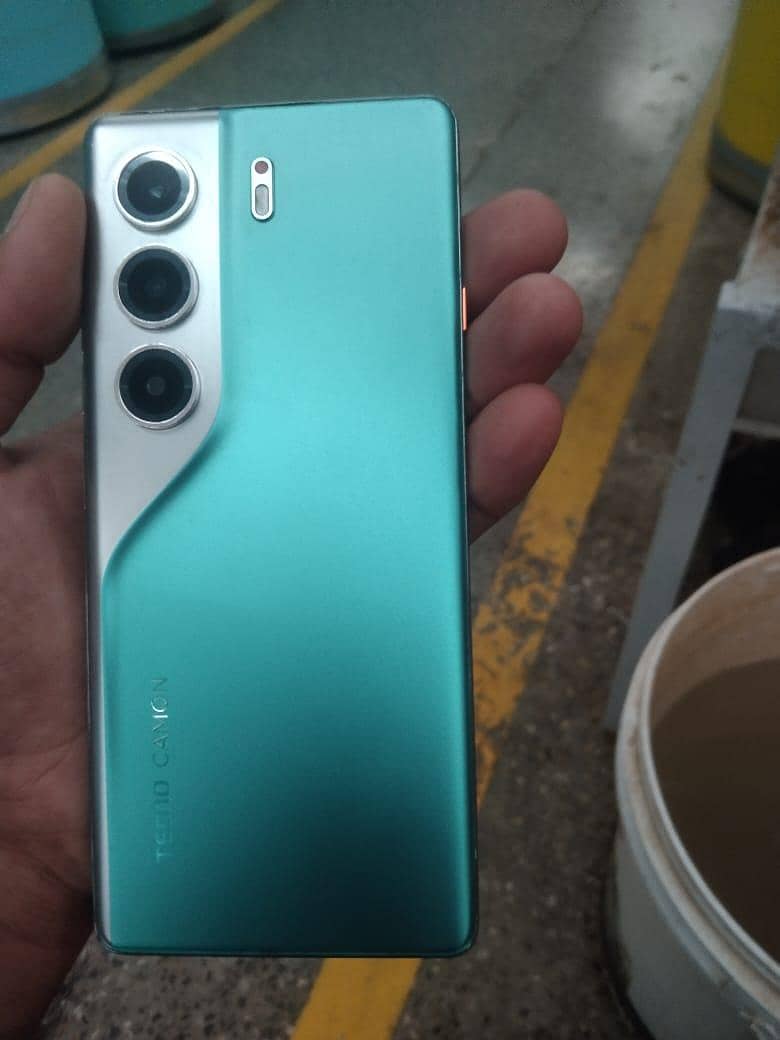 Tecno CAMON 40 3