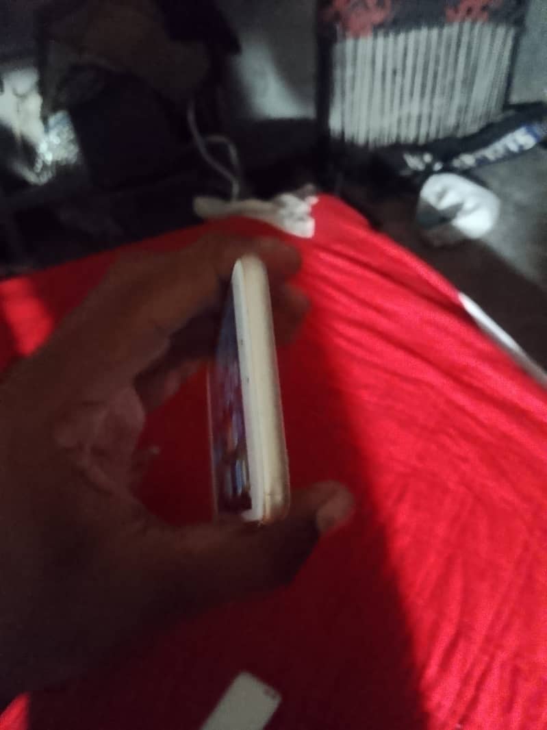 Apple iPhone 6S 0