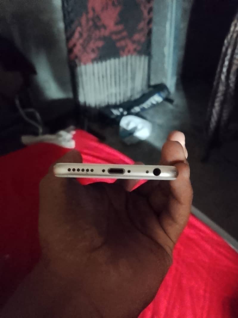 Apple iPhone 6S 7