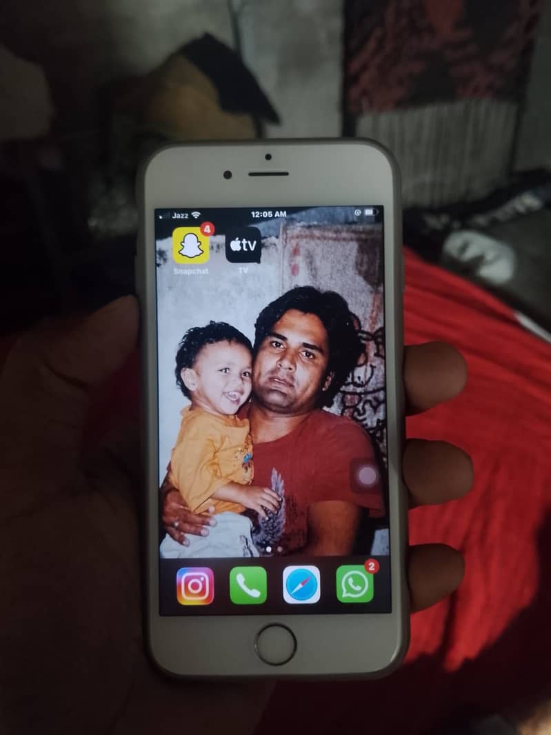 Apple iPhone 6S 8