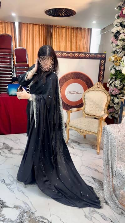 Black saree