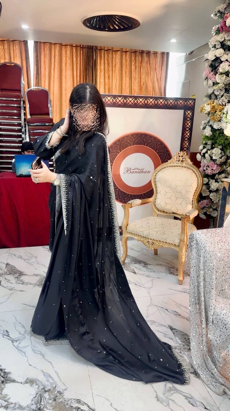 Black saree 0