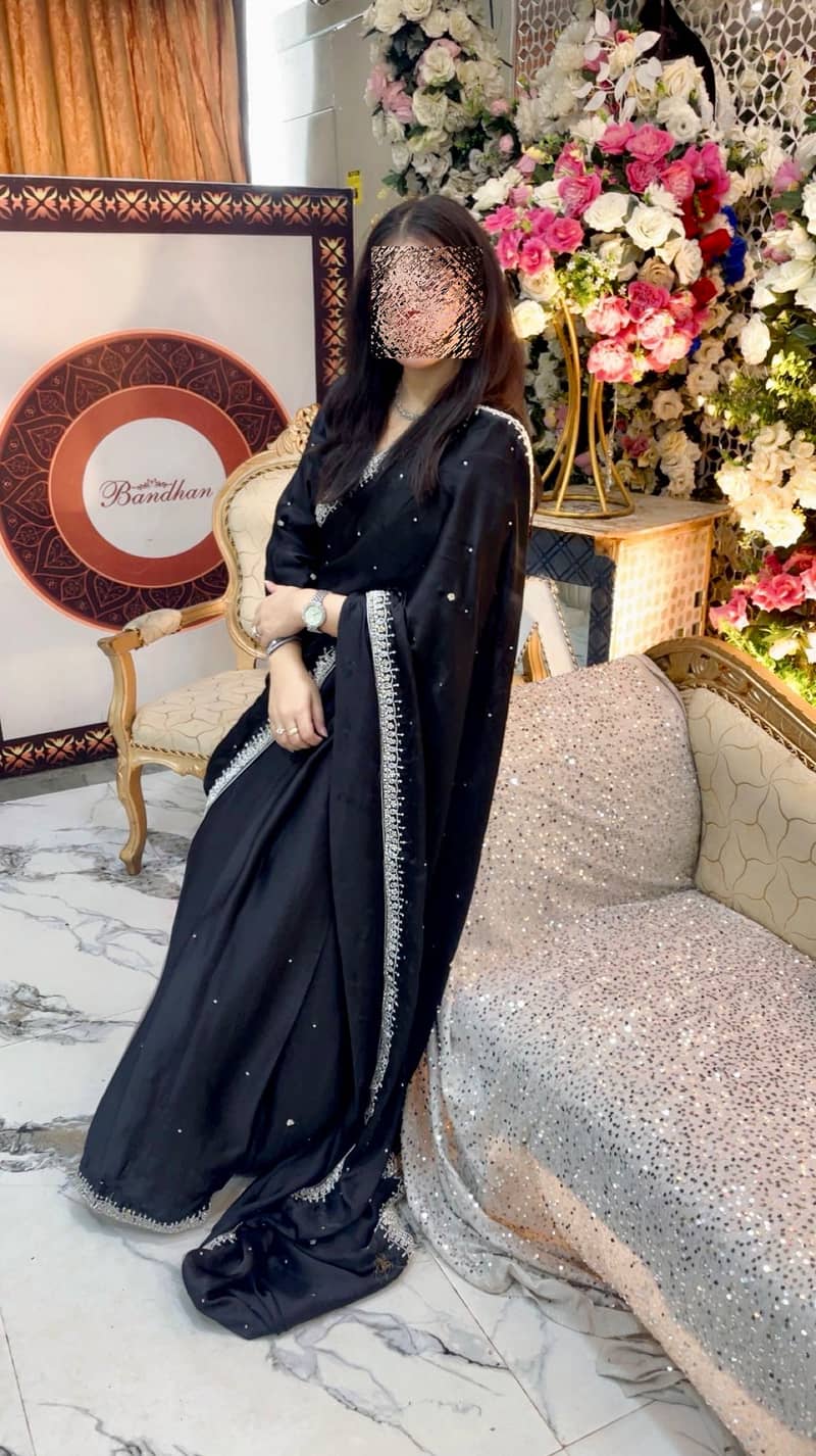 Black saree 1