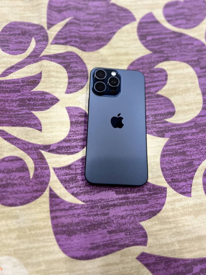 Apple iPhone 15 Pro Max 7
