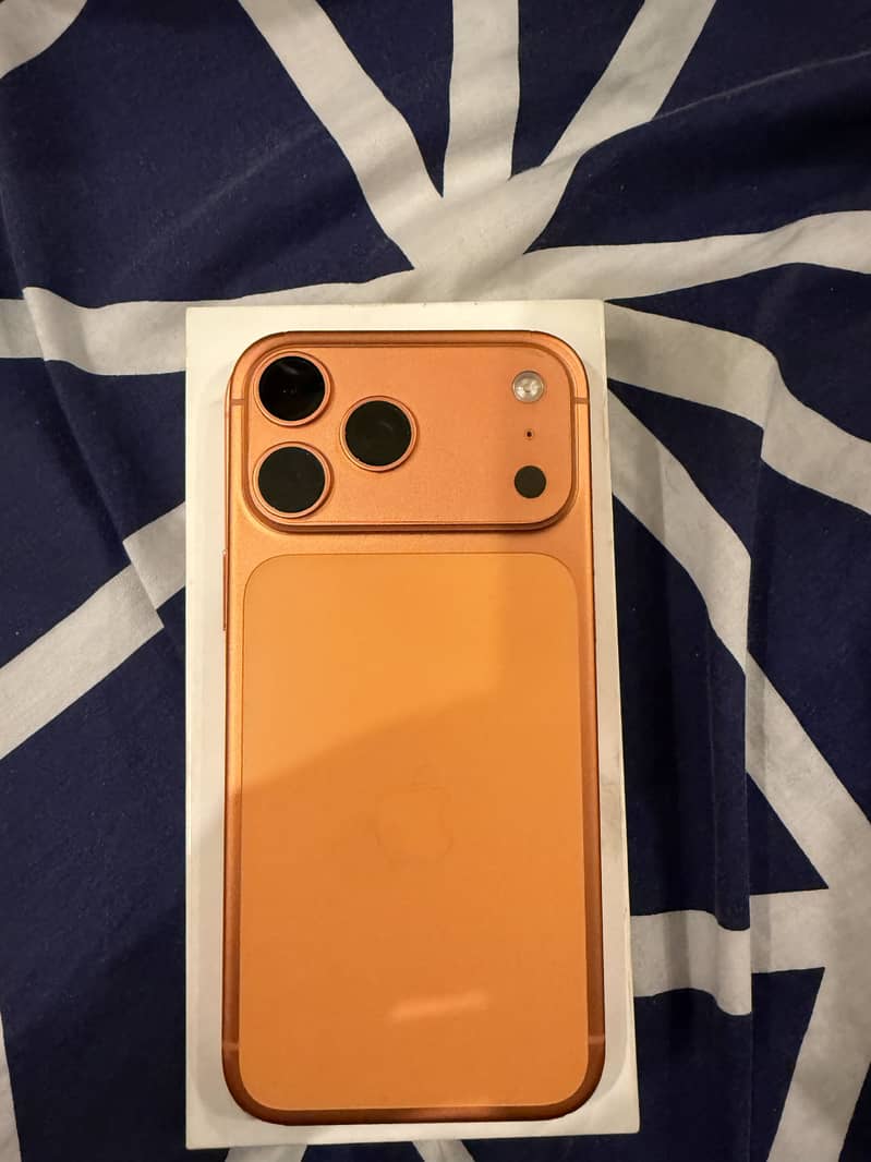 Apple iPhone 17 Pro Max 0