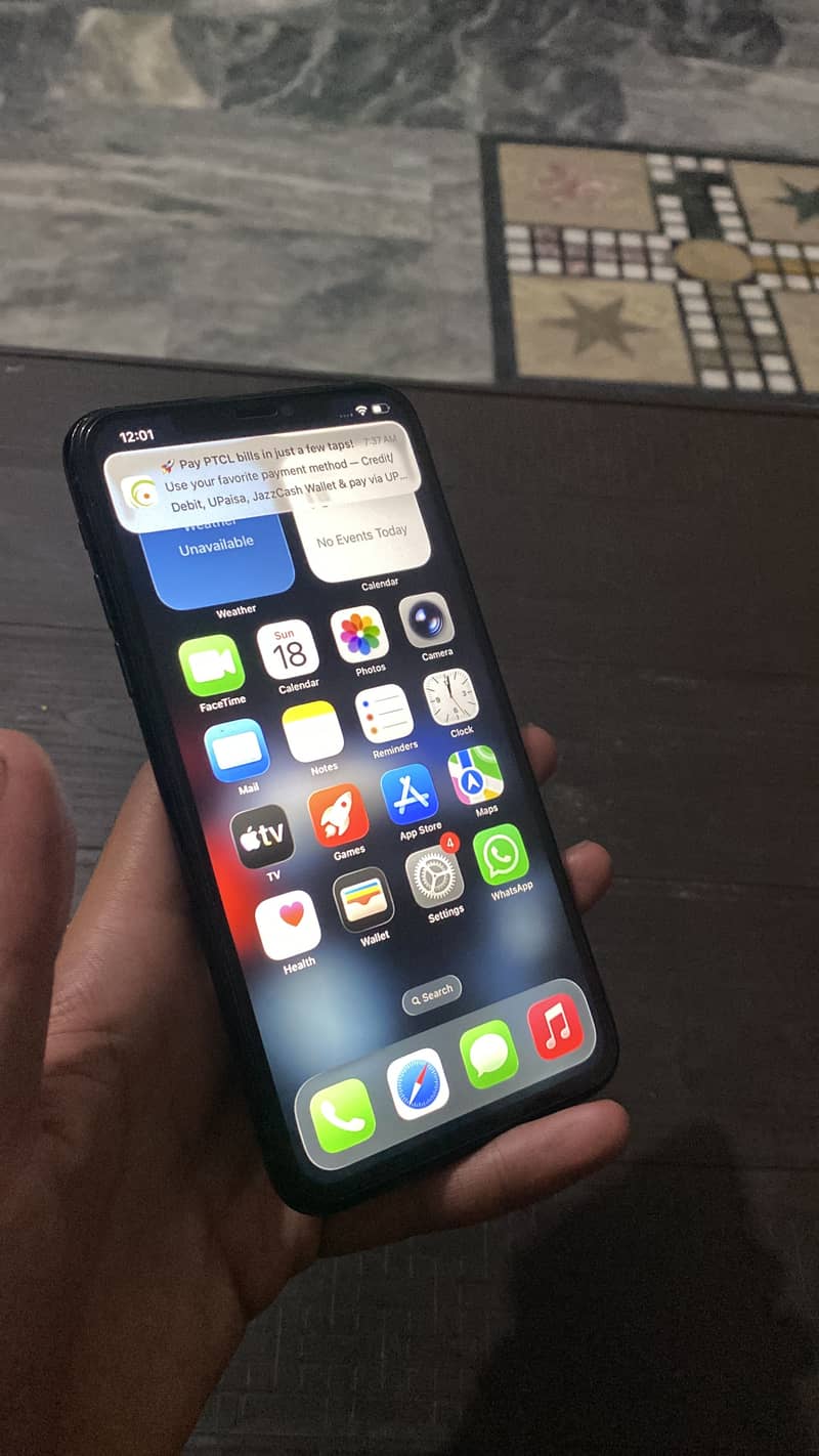 Apple iphone 11 pro max 4