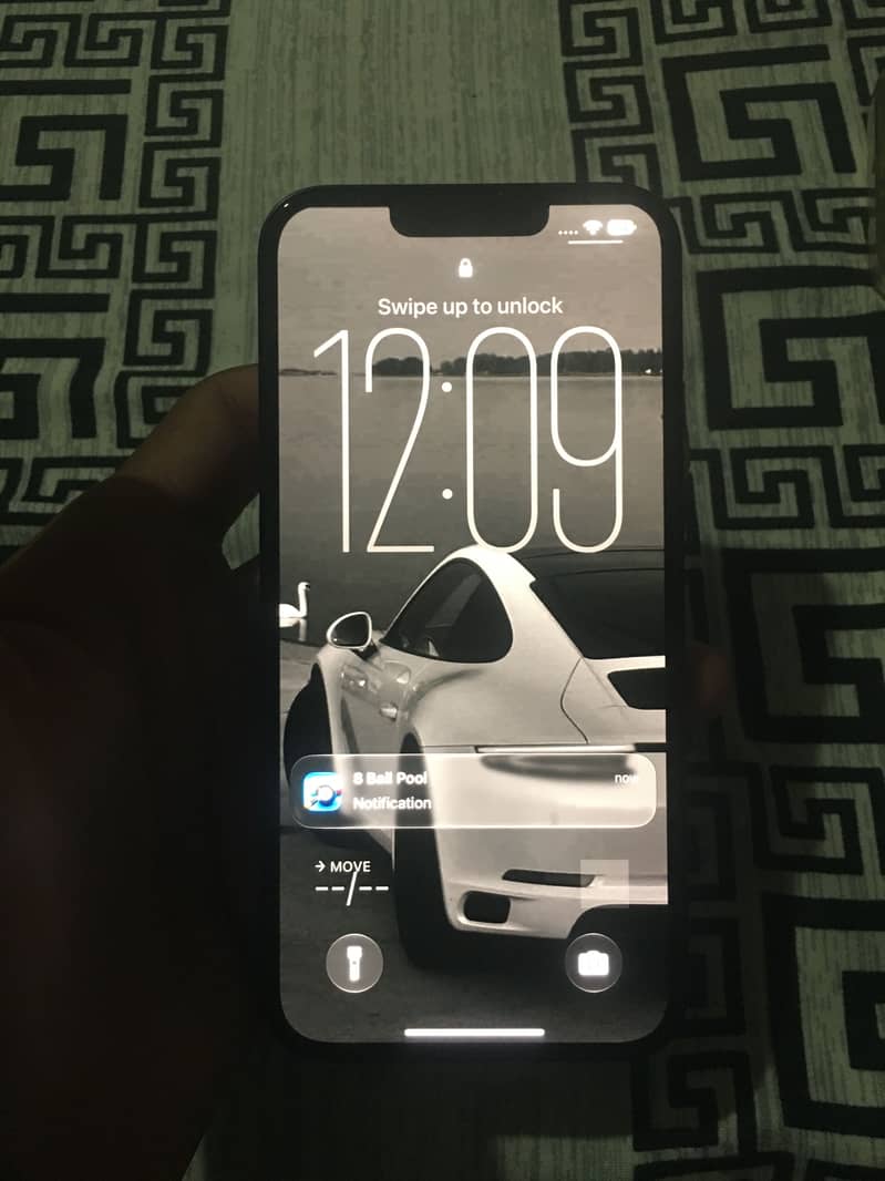 Apple iPhone 13 2