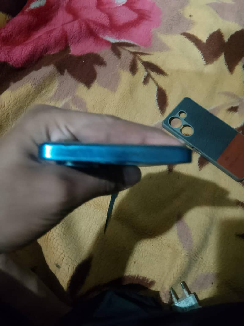 Tecno CAMON 20 4