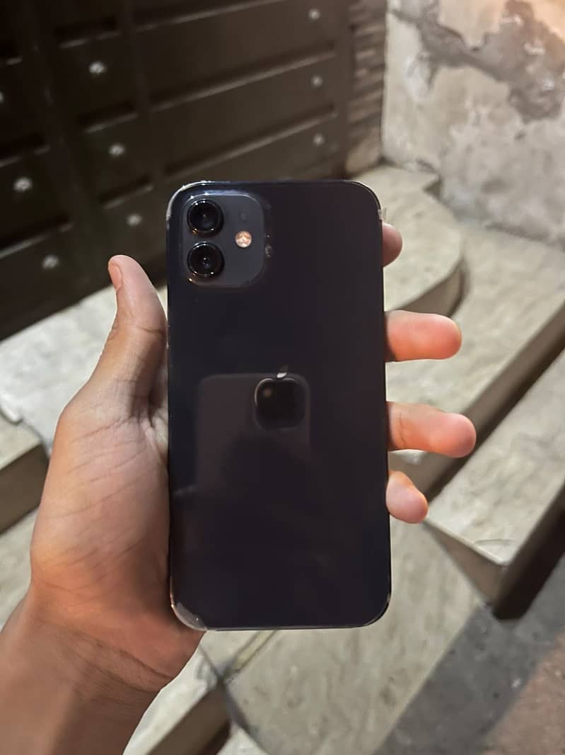Apple iPhone 12 mini 2