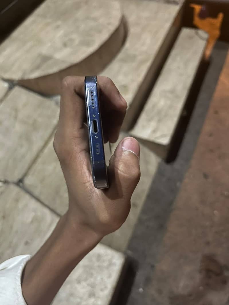 Apple iPhone 12 mini 5