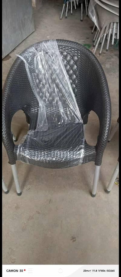 plastic chairs table wholesalers