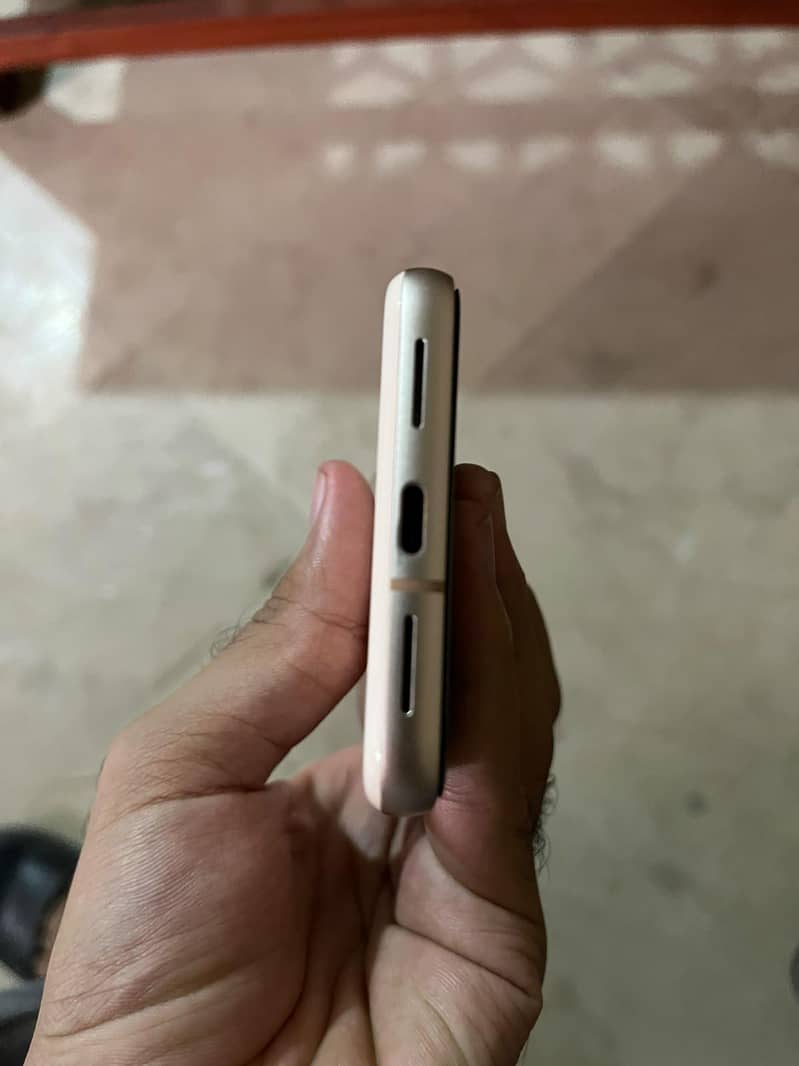 Google Pixel 8 1