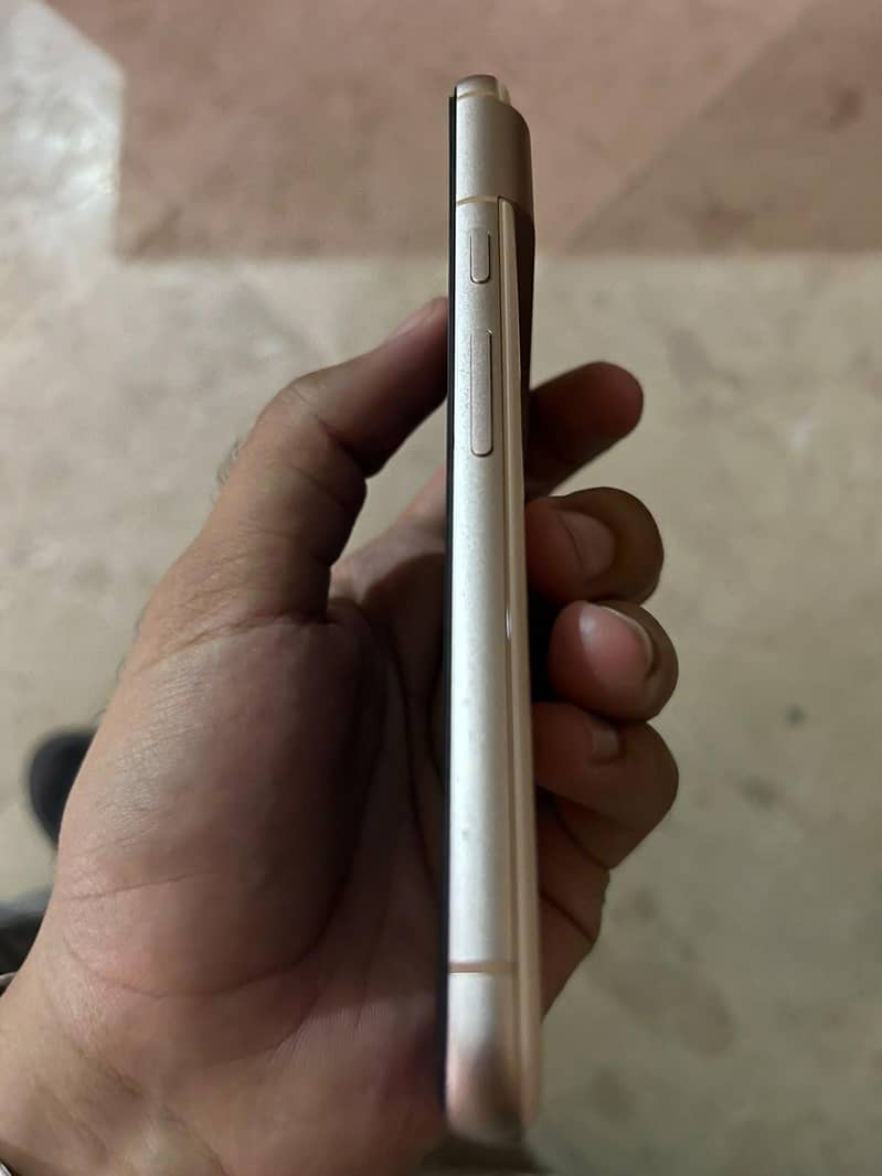 Google Pixel 8 3