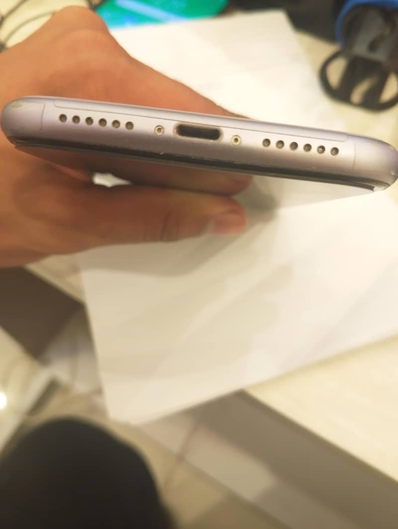 Apple iPhone 11 1