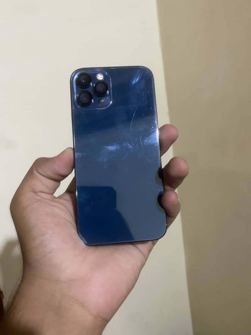 Apple iPhone 12 Pro 3